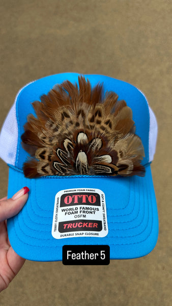 BLUE AND WHITE FEATHER TRUCKER HAT