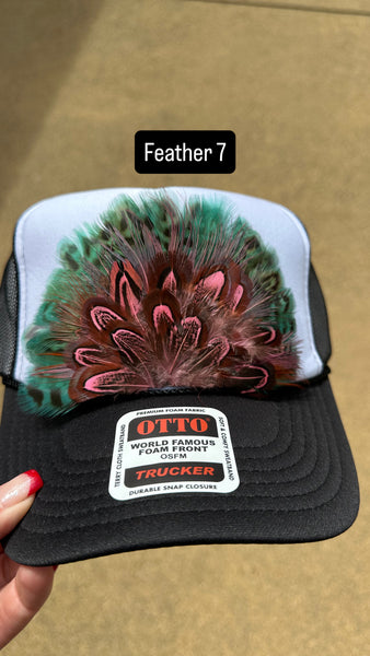 BLACK AND WHITE FEATHER TRUCKER HAT