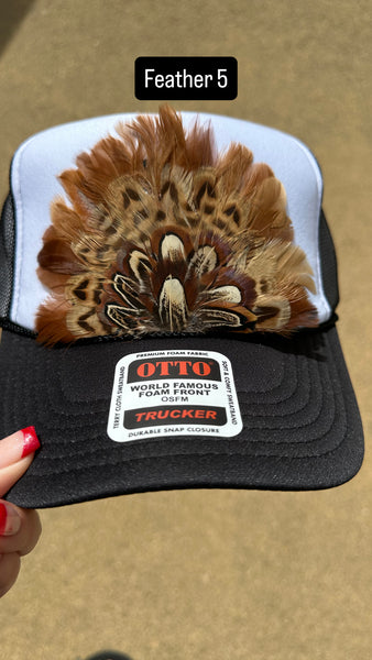 BLACK AND WHITE FEATHER TRUCKER HAT