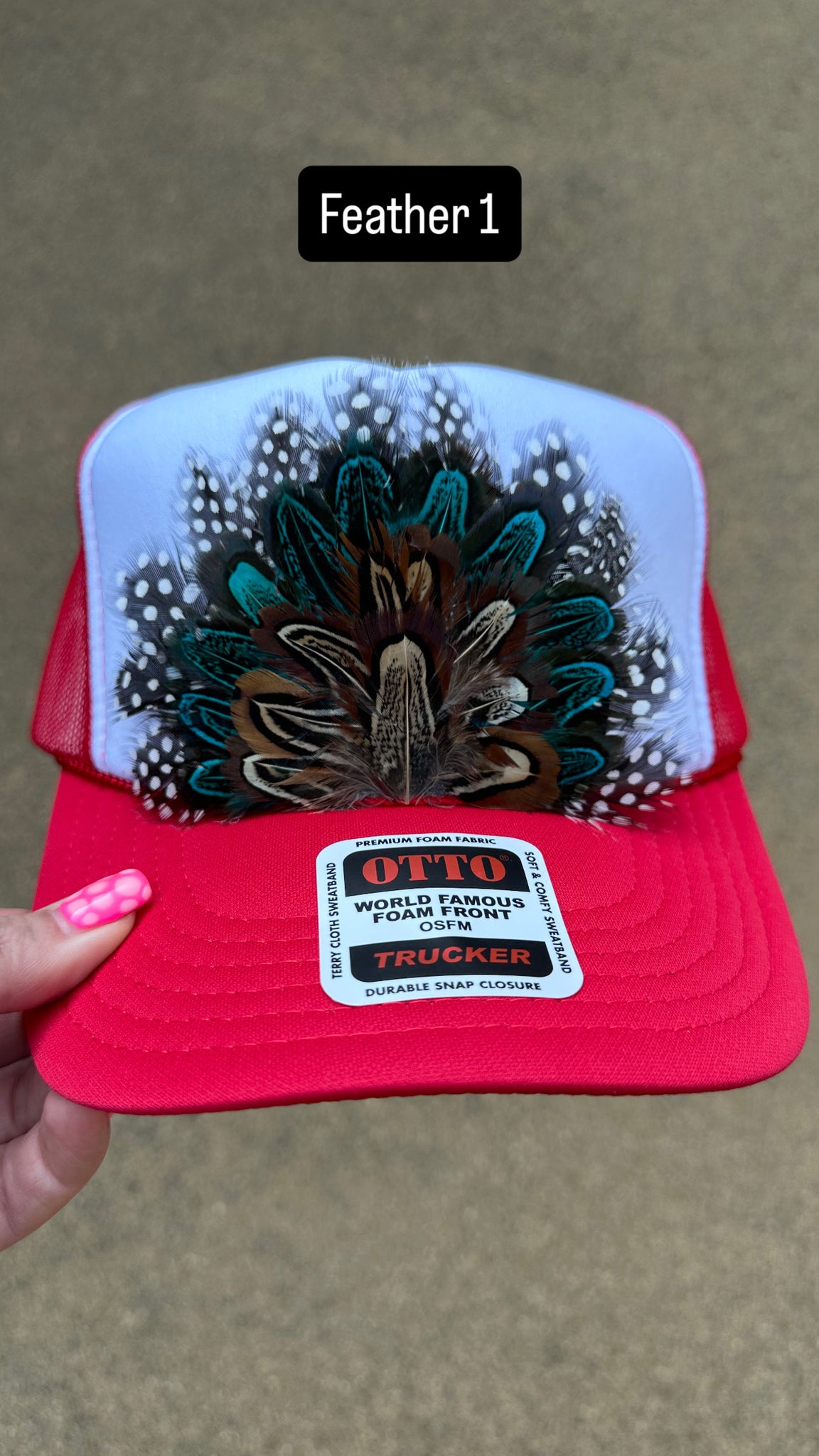 RED AND WHITE FEATHER TRUCKER HAT