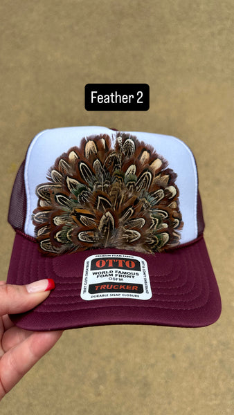 BURGUNDY AND WHITE FEATHER TRUCKER HAT